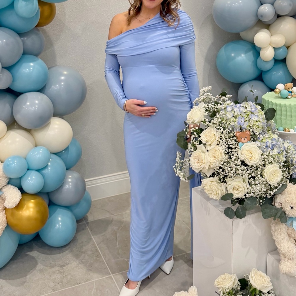 Club L London Amara Blue Maternity Dress - Picture 6 of 6
